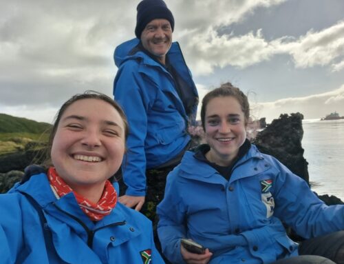 En congé : à l’île Marion. The MFM Project Manager and new MFM Overwintering team member head to Marion Island as part of the annual relief voyage