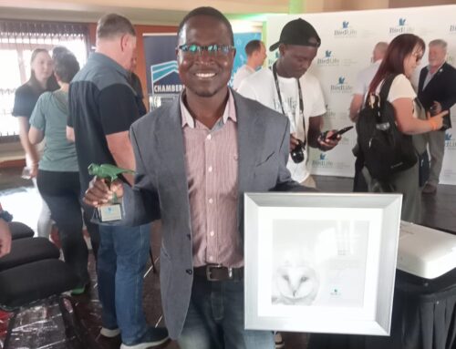 Marion Island ornithologist Newi Makhado and Mouse-Free Marion Project supporter, Michael Riffel receive awards at the South African Bird Fair